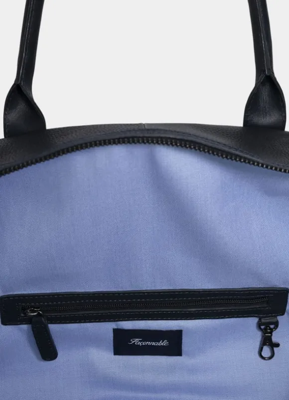 leather travel bag