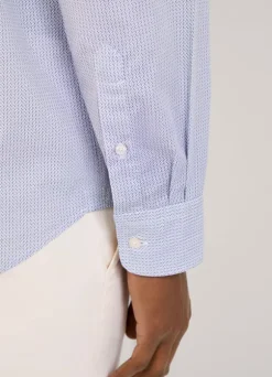 regular fit geometric poplin shirt