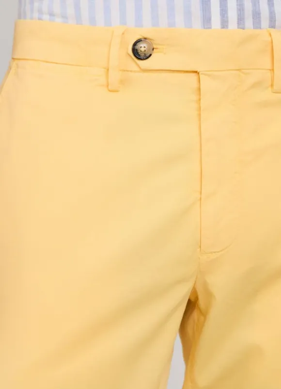 regular fit stretch chinos